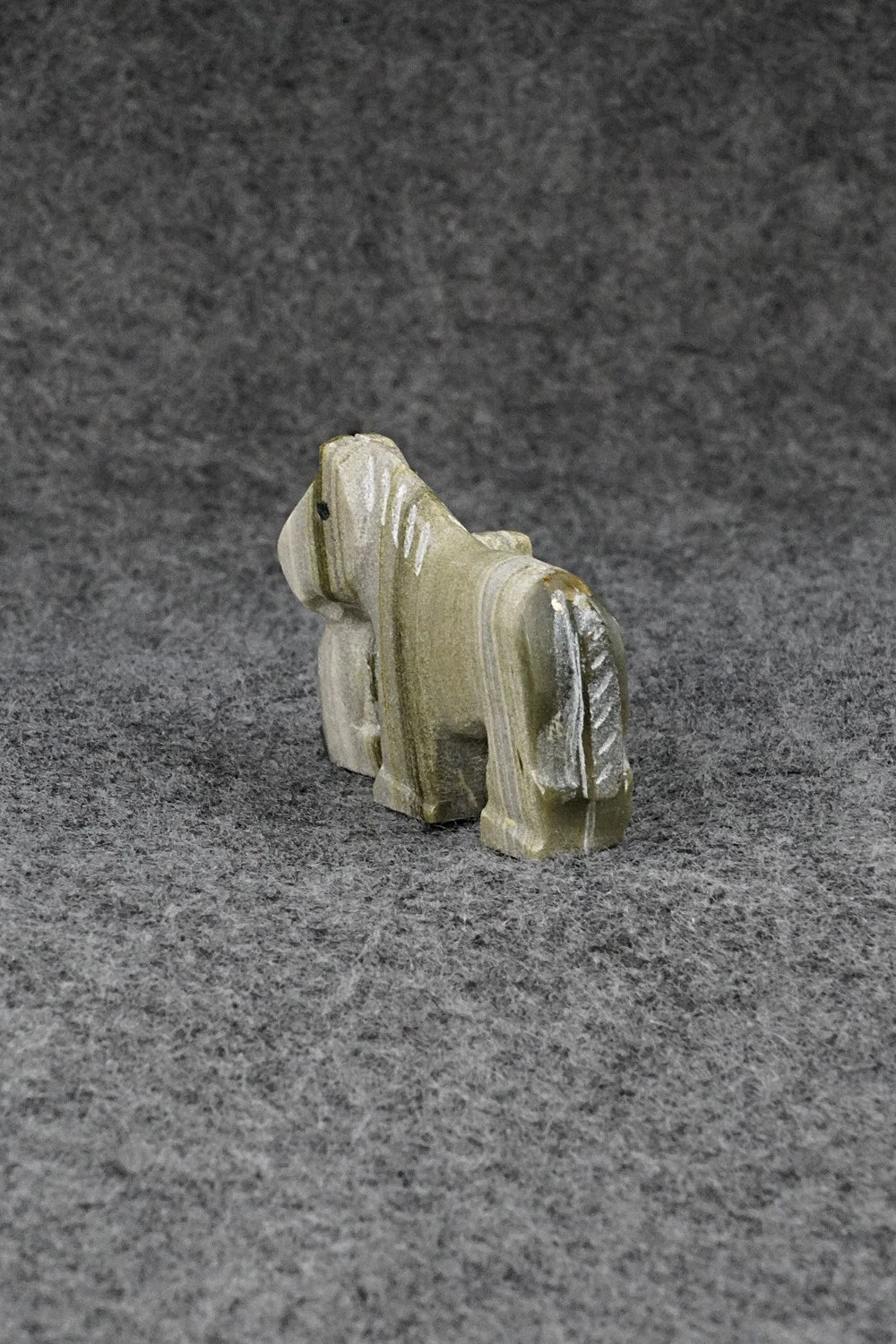Horse Zuni Fetish Carving - Coral Martin