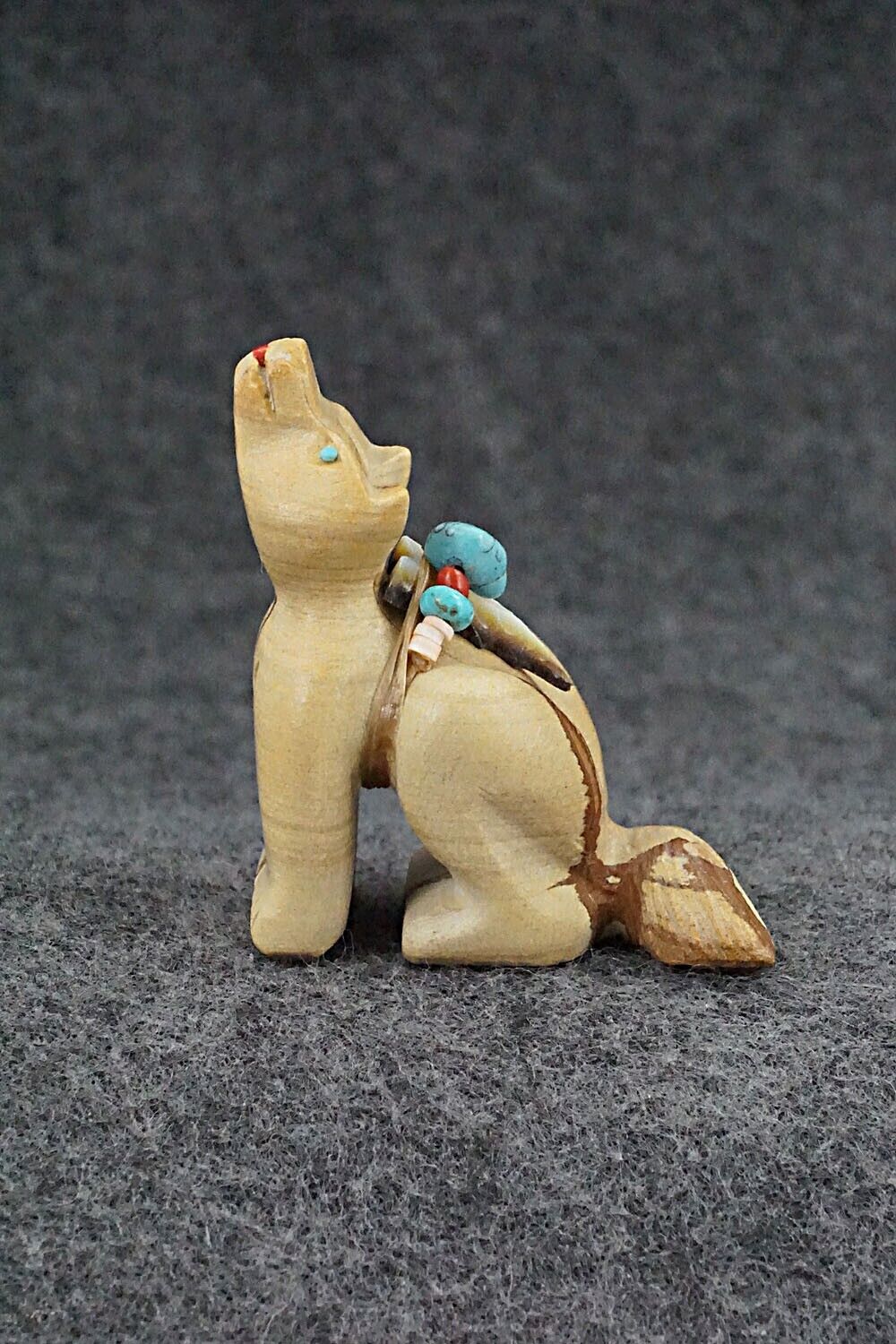 Wolf Zuni Fetish Carving - Douglas Martza