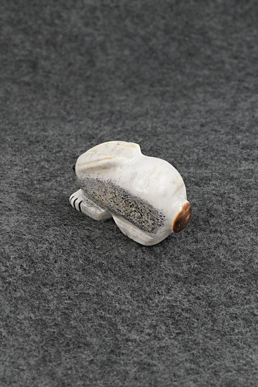 Rabbit Zuni Fetish Carving - Claudia Peina