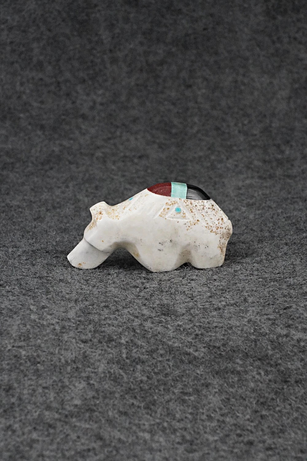 Bear Zuni Fetish Carving - Brandon Phillips