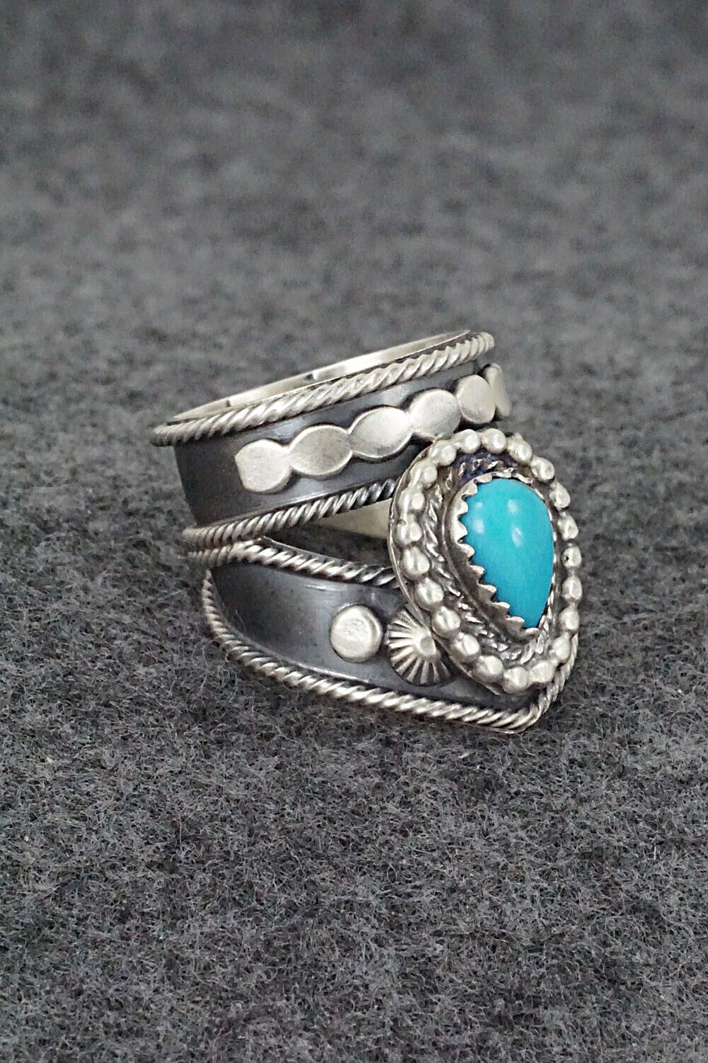 Turquoise & Sterling Silver Ring - Tom Lewis - Size 6.75