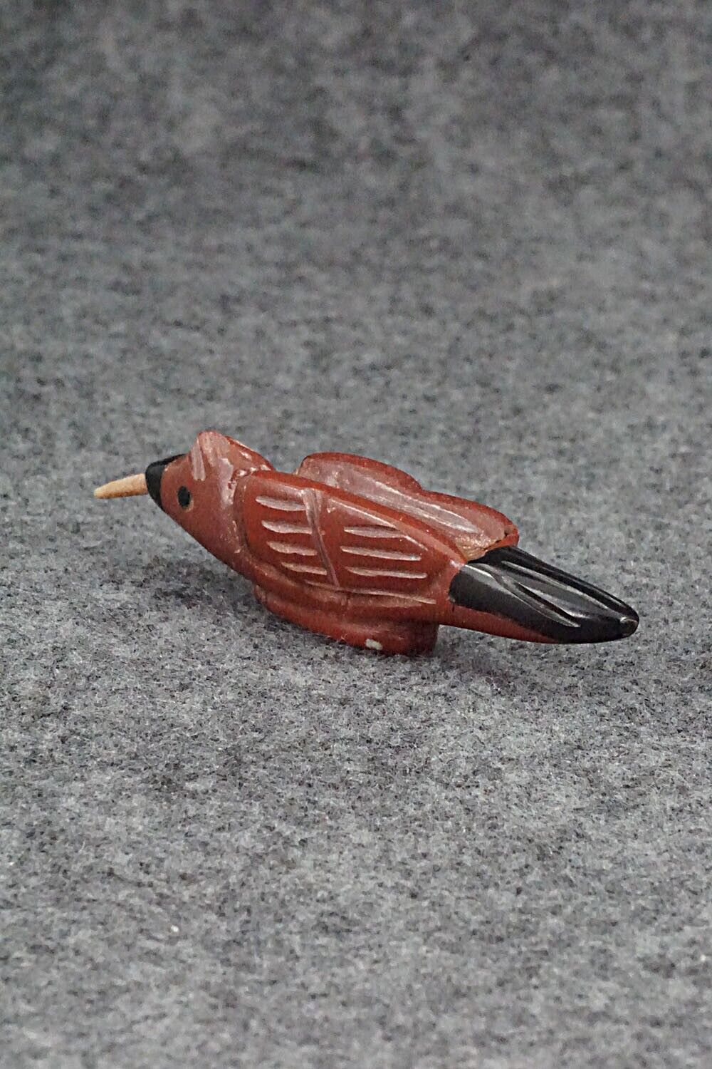Hummingbird Zuni Fetish Carving - Justin Red Elk