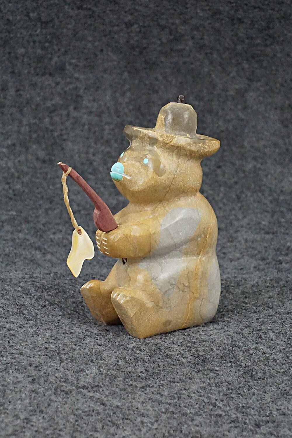 Bear with Fishing Pole Zuni Fetish Carving - Enrike Leekya