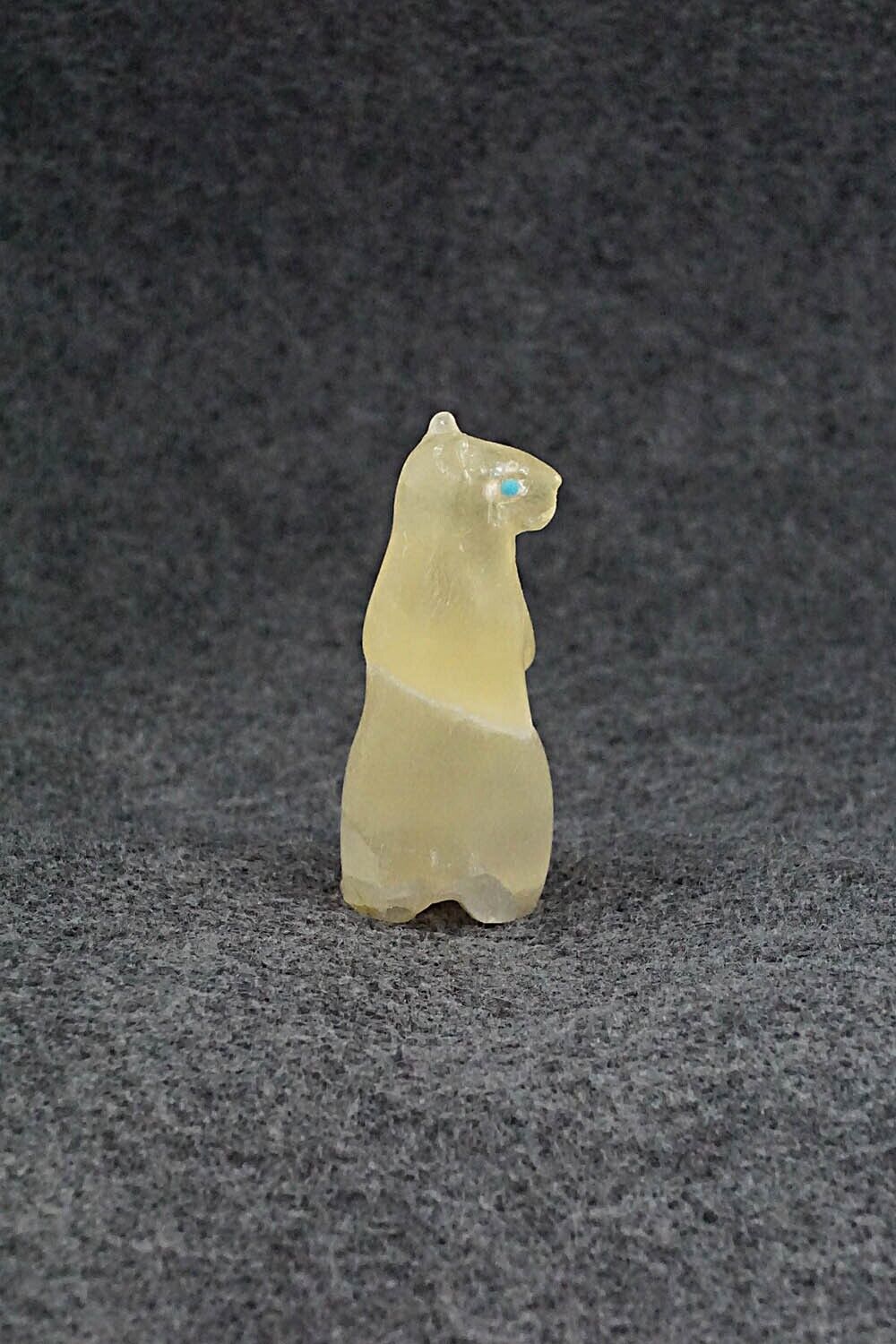 Bear Zuni Fetish Carving - Lindsey Cheama