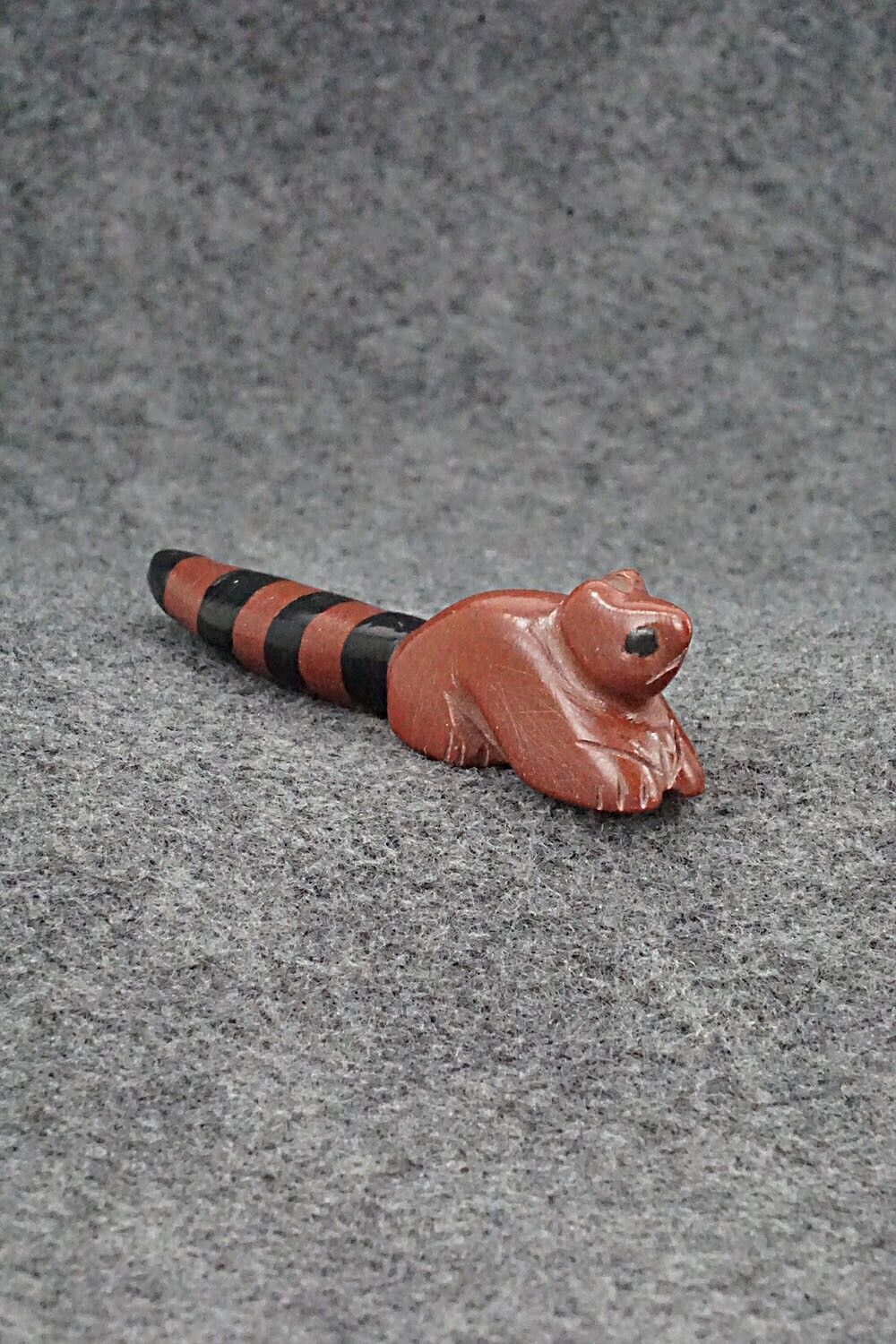 Raccoon Zuni Fetish Carving - Justin Red Elk