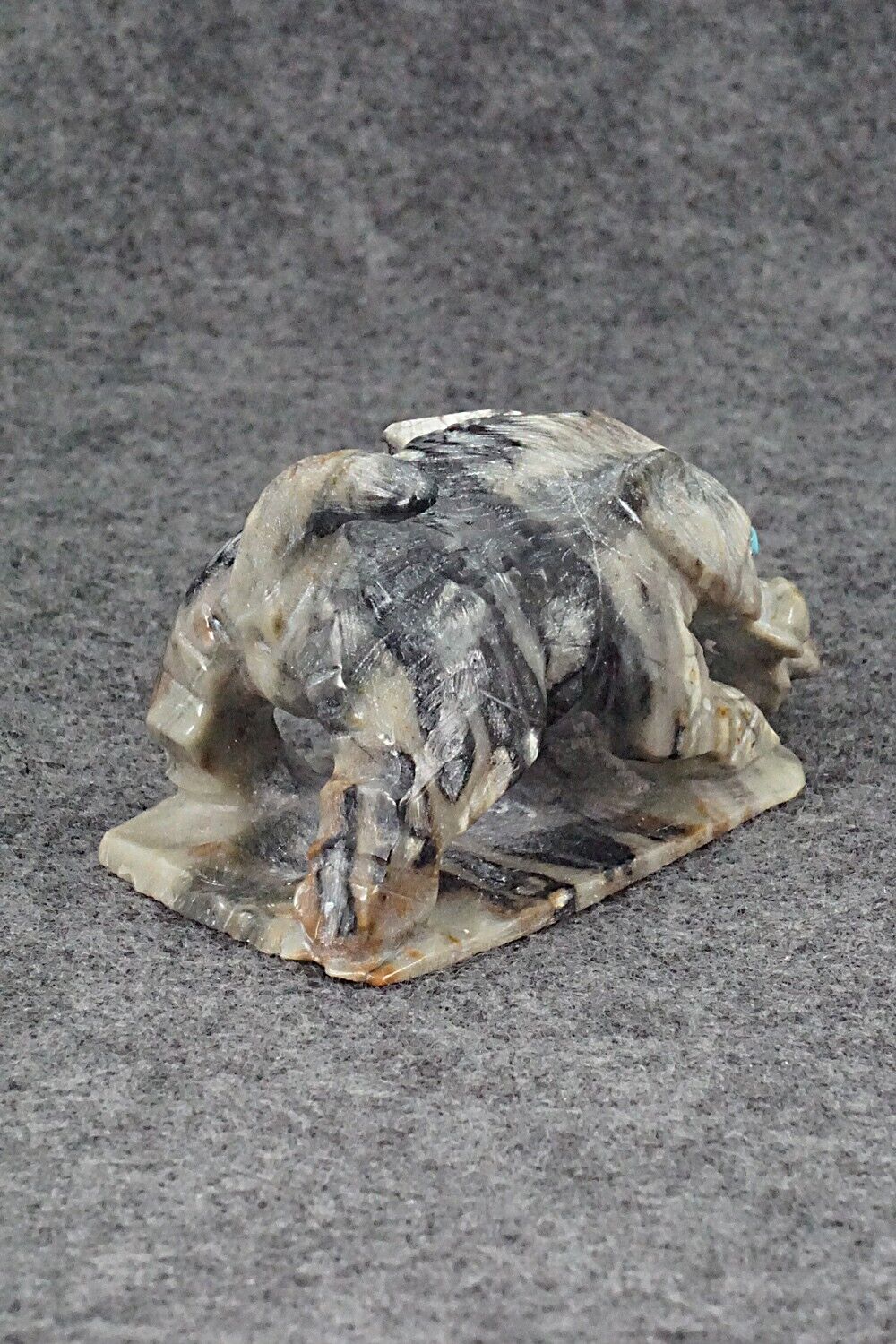 Boar Zuni Fetish Carving - Derrick Kaamasee