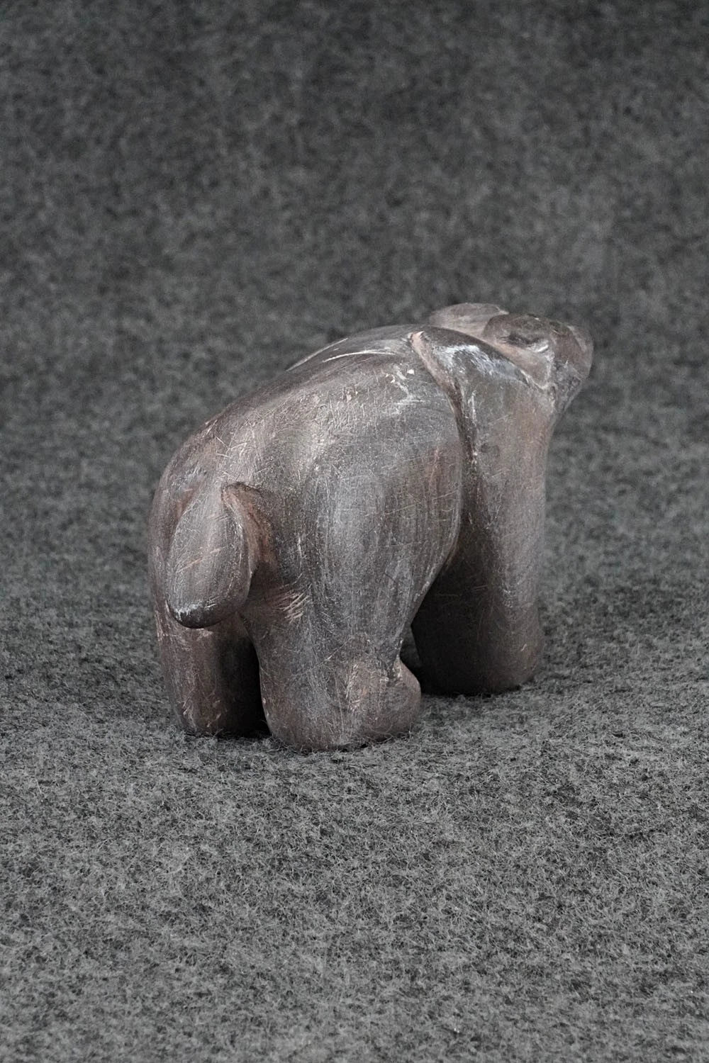 Bear Zuni Fetish Carving - Rick Kallestewa