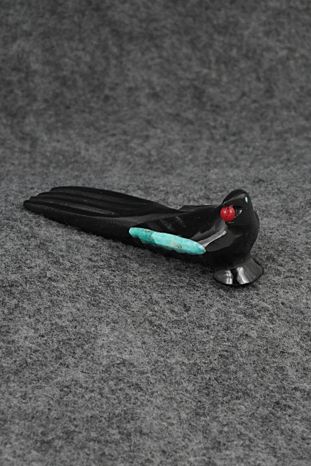 Crow Zuni Fetish Carving - Calvert Bowanie