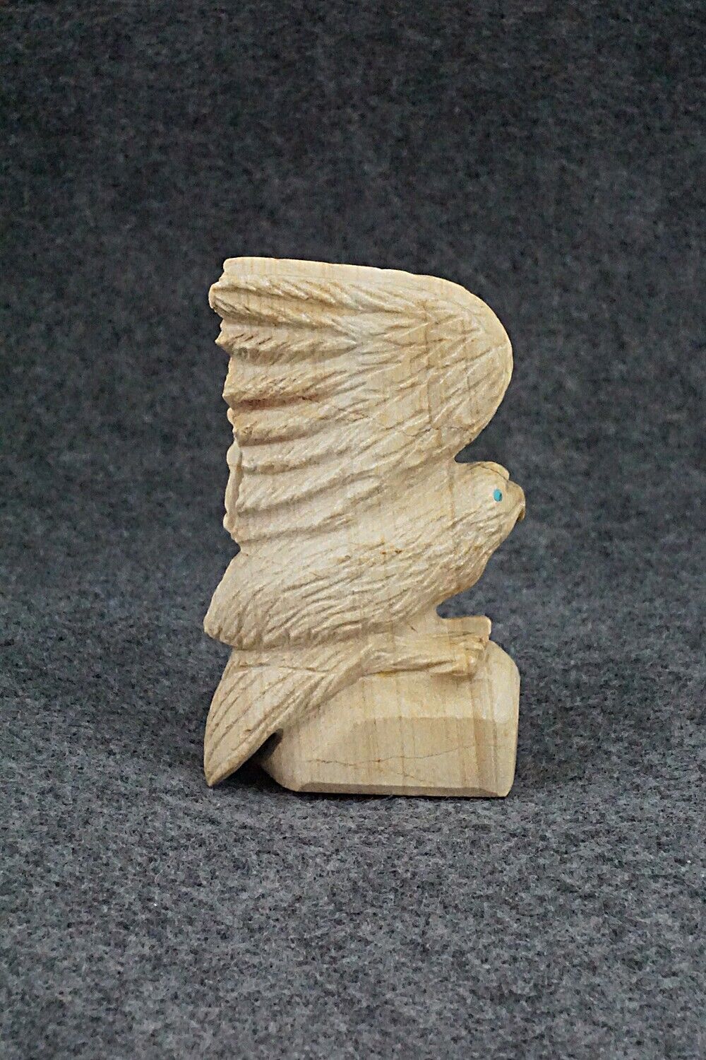 Eagle Zuni Fetish Carving - Tony Mackel