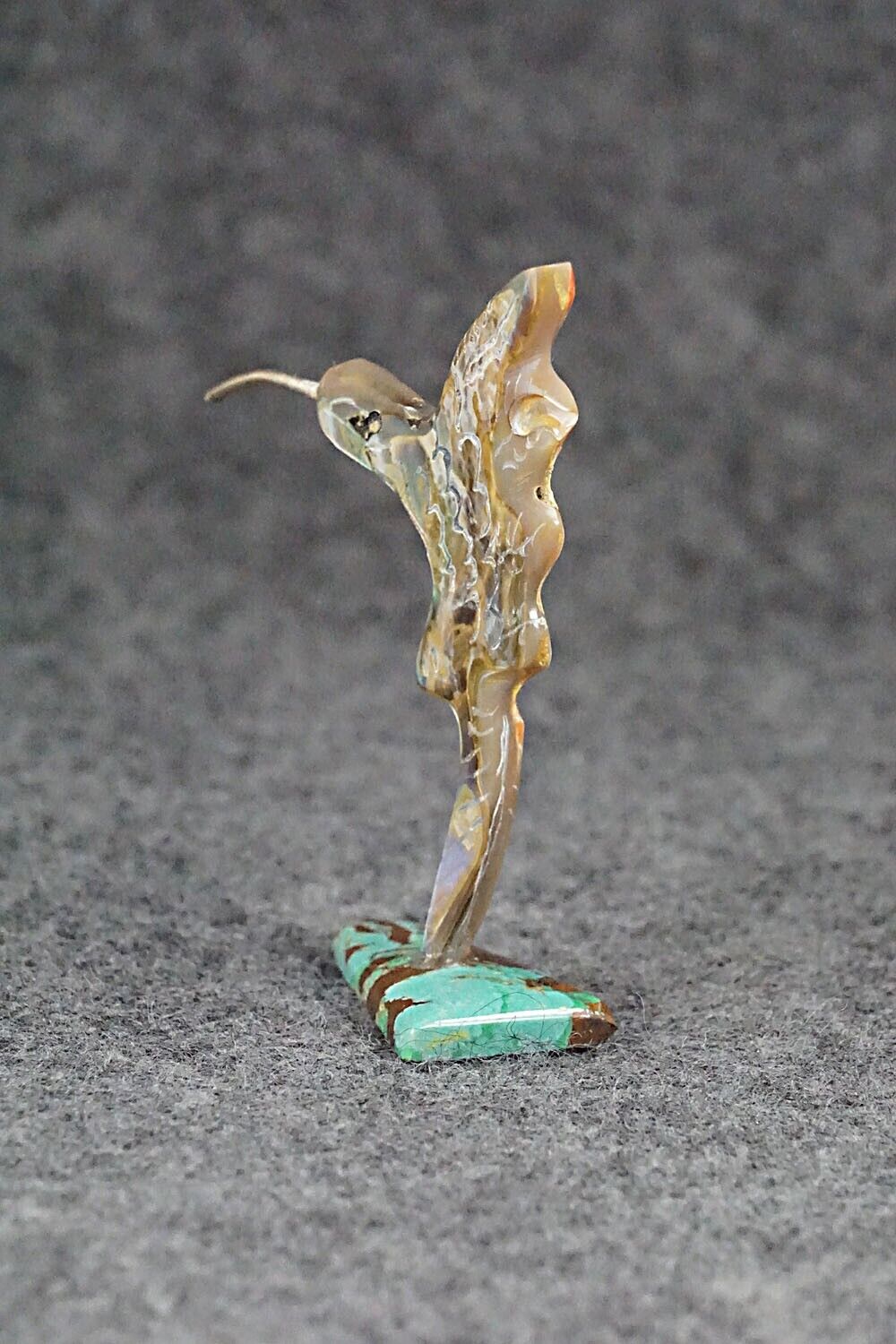 Hummingbird Zuni Fetish Carving - Russell Shack