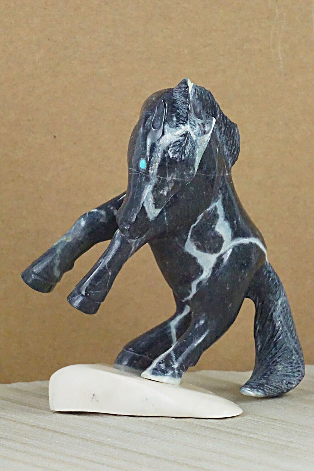 Horse Zuni Fetish Carving - Albert Eustace