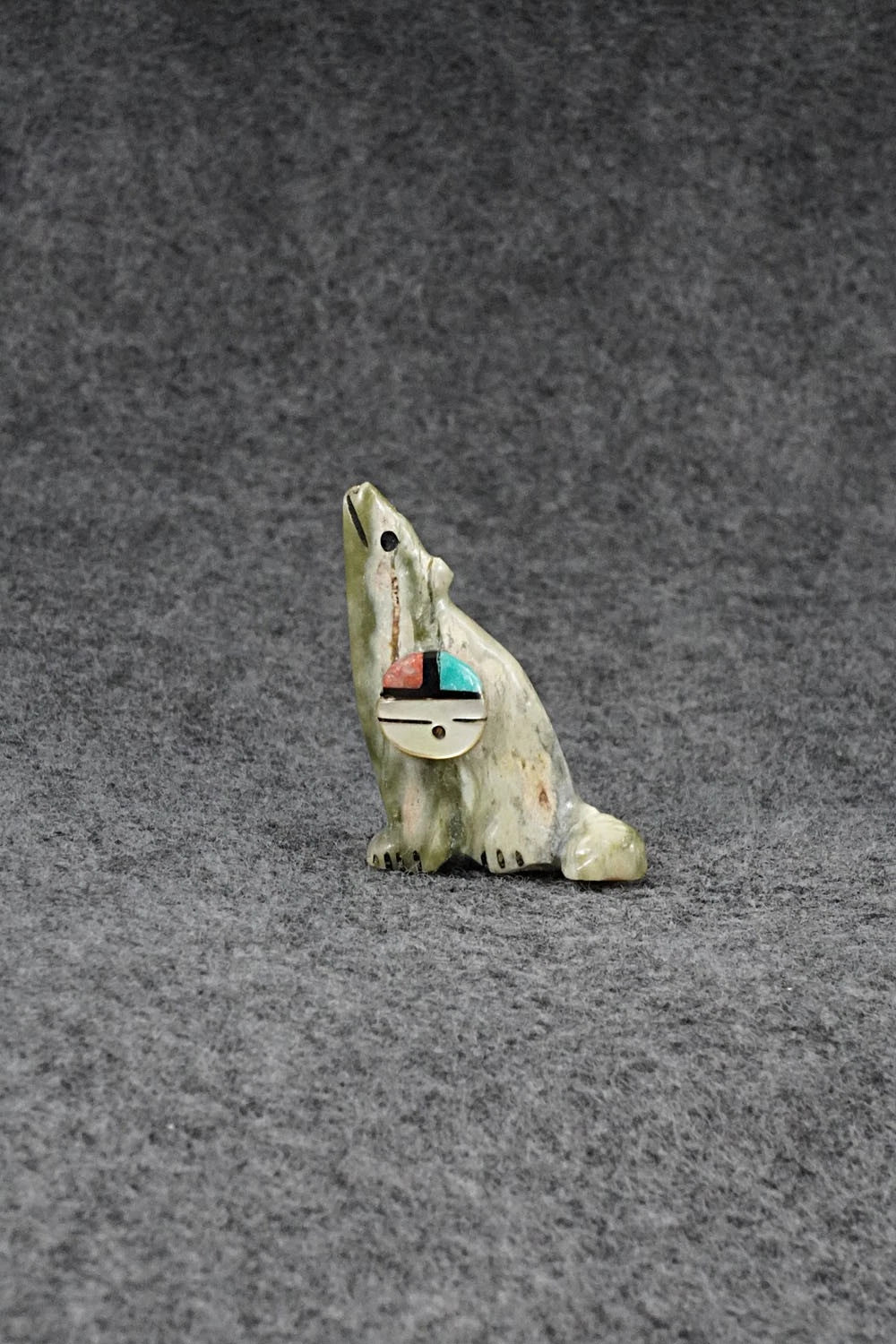 Wolf Zuni Fetish Carving - Darrin Boone