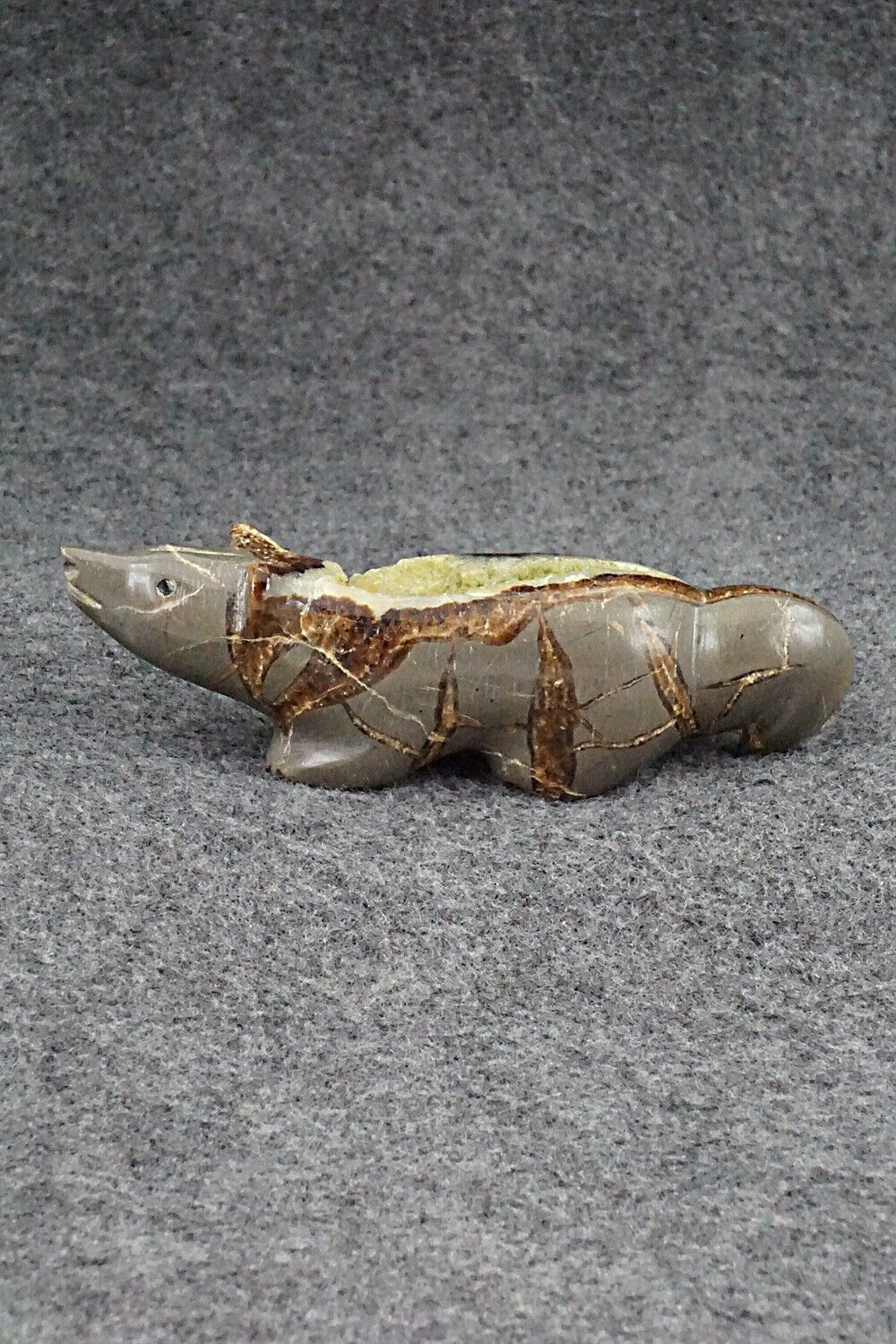 Wolf Fetish Carving - Roy Davis