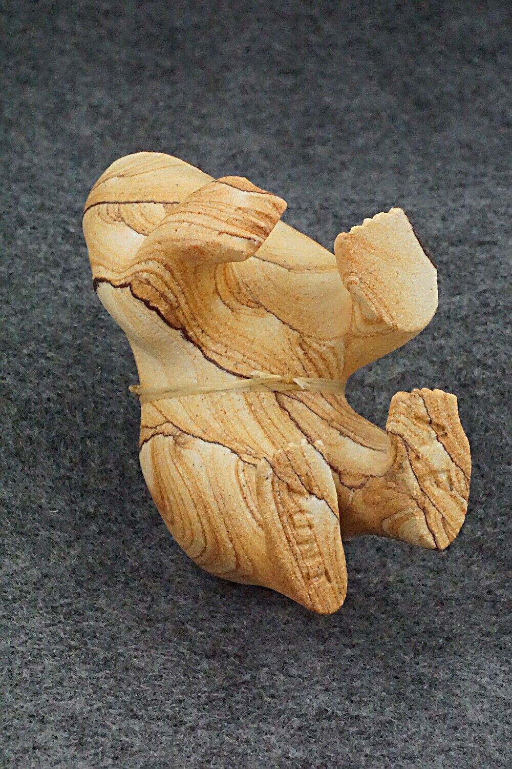 Bear Zuni Fetish Carving - Albert Eustace, Sr.