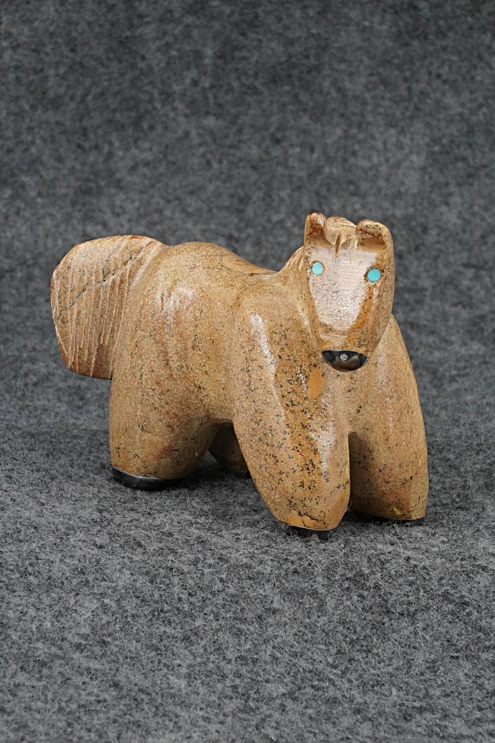Horse Zuni Fetish Carving - Freddie Leekya