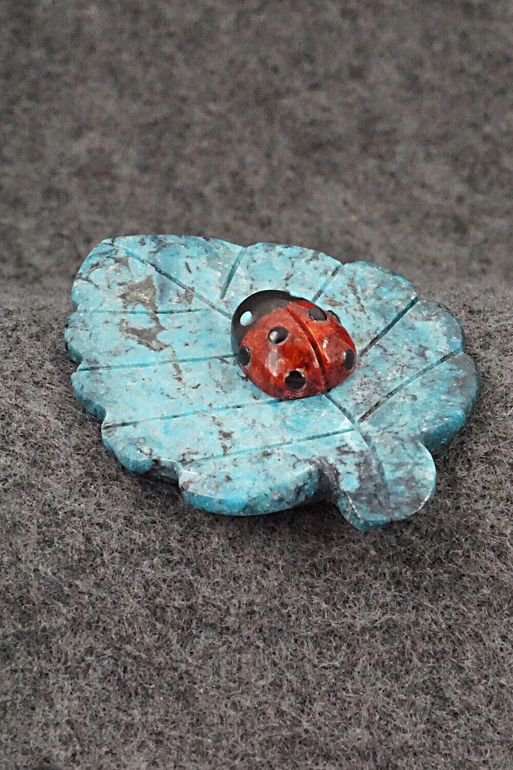 Ladybug on a Leaf Zuni Fetish Carving - Reynold Lunasee