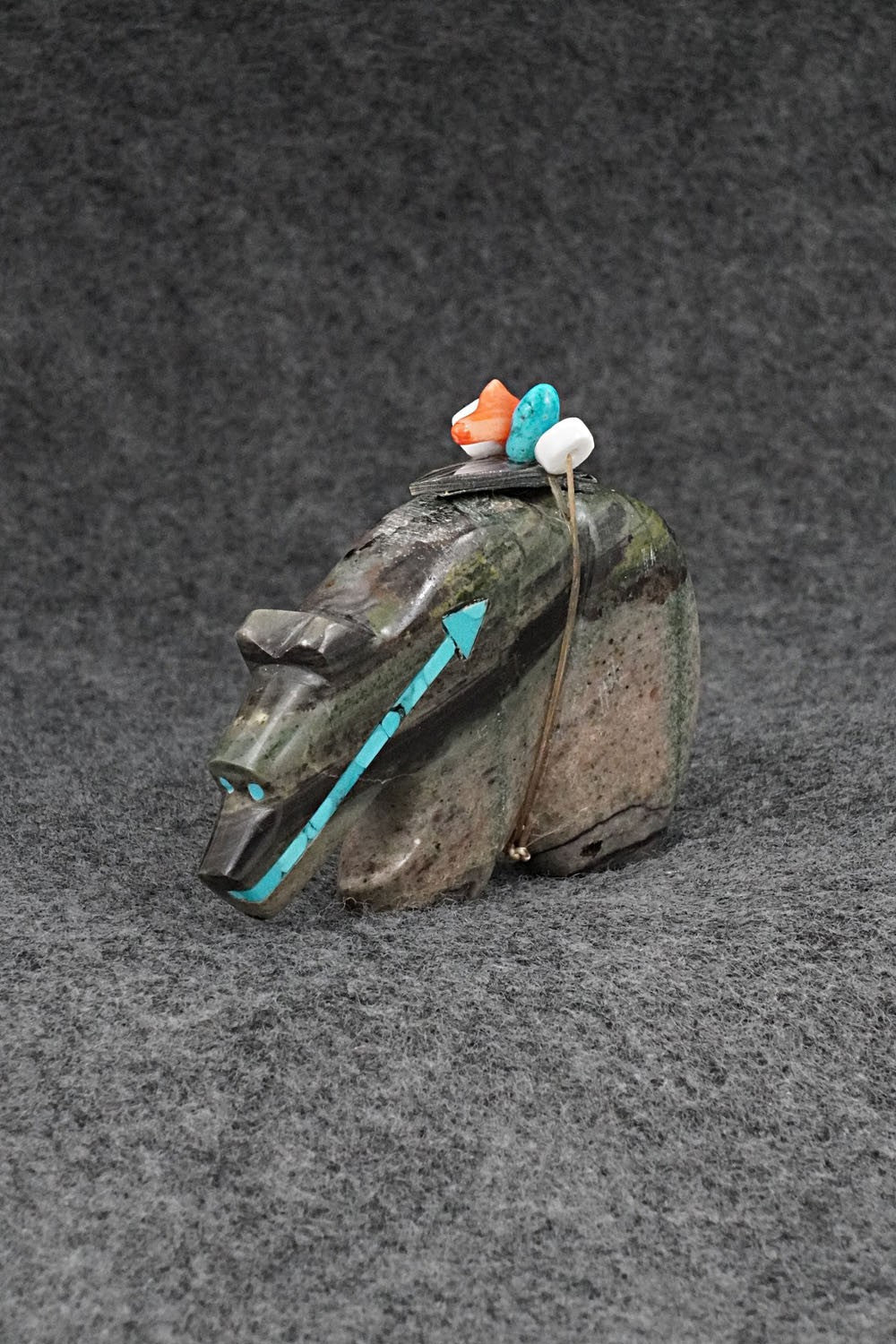 Bear Zuni Fetish Carving - Donavon Laiwakete