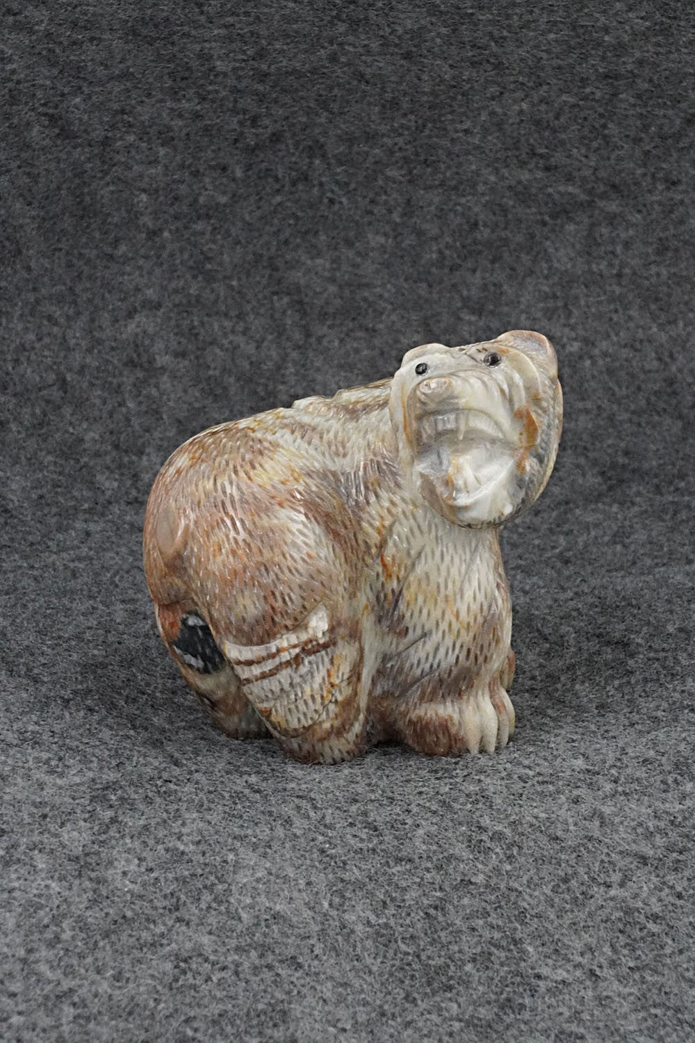Bear Zuni Fetish Carving - Terrance Panteah