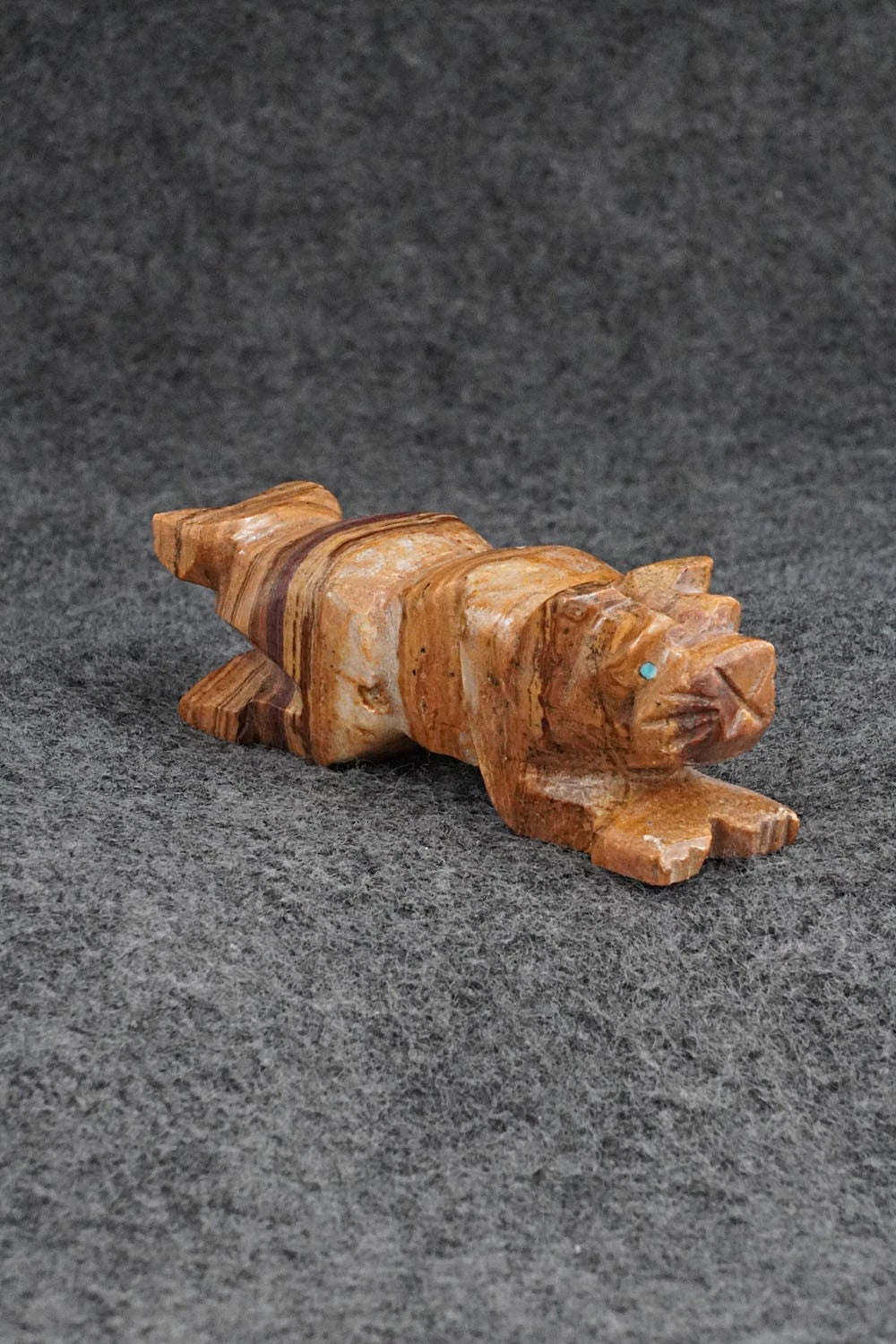 Mountain Lion Zuni Fetish Carving - Tony Mackel