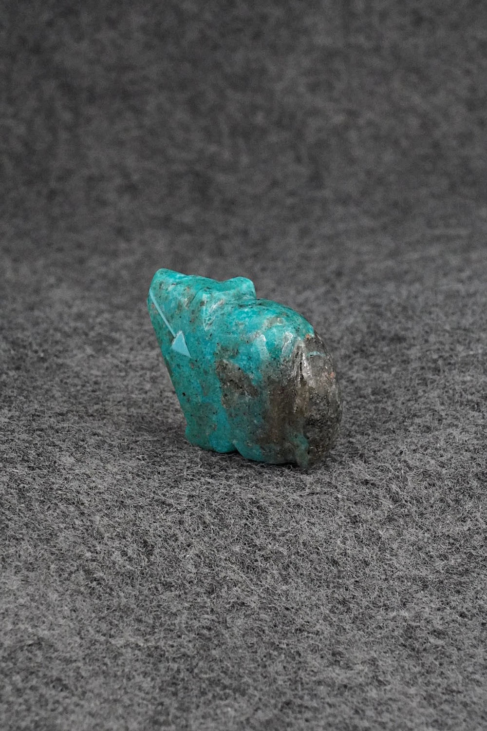 Bear Zuni Fetish Carving - Abby Quam Panteah