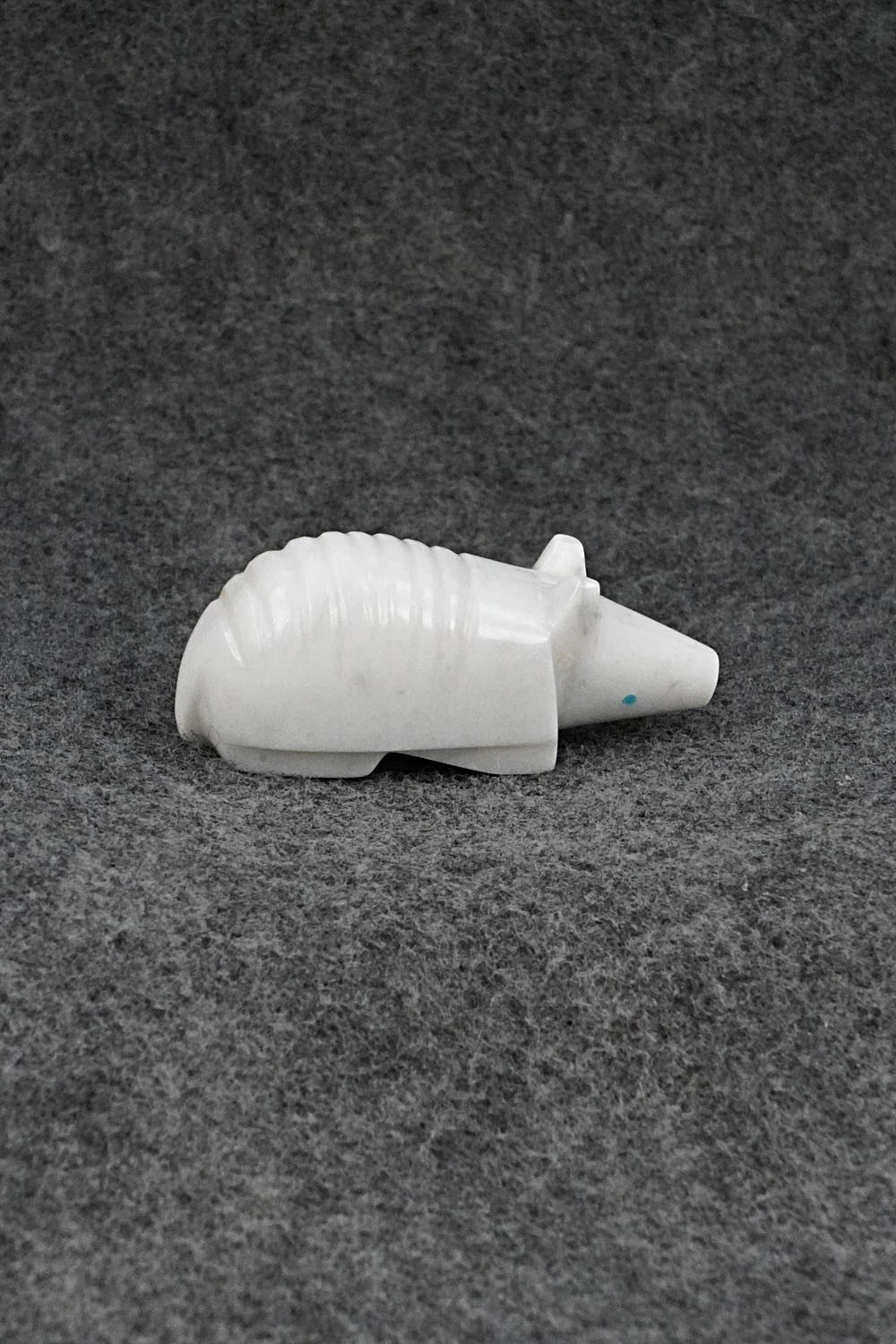 Armadillo Zuni Fetish Carving - Abby Quam Panteah