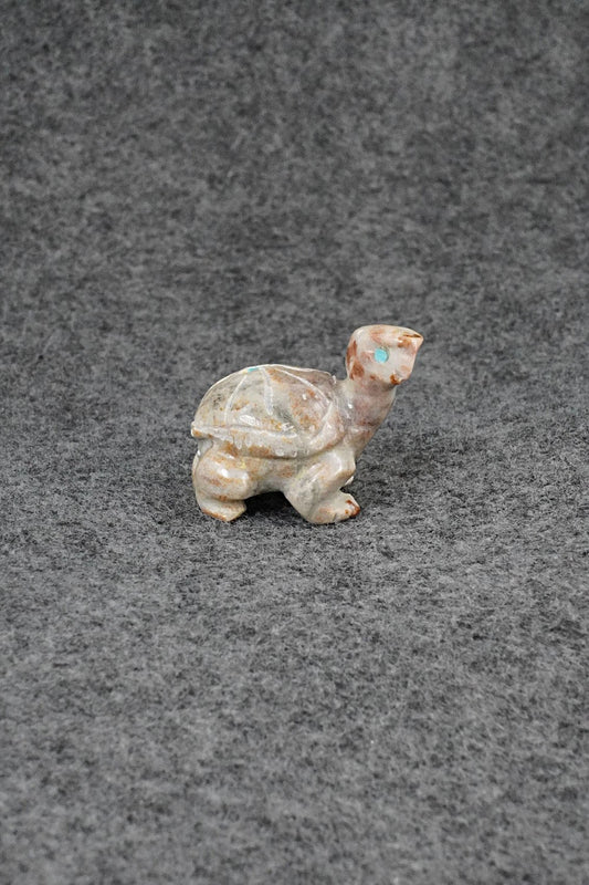 Turtle Zuni Fetish Carving - Freddie Leekya