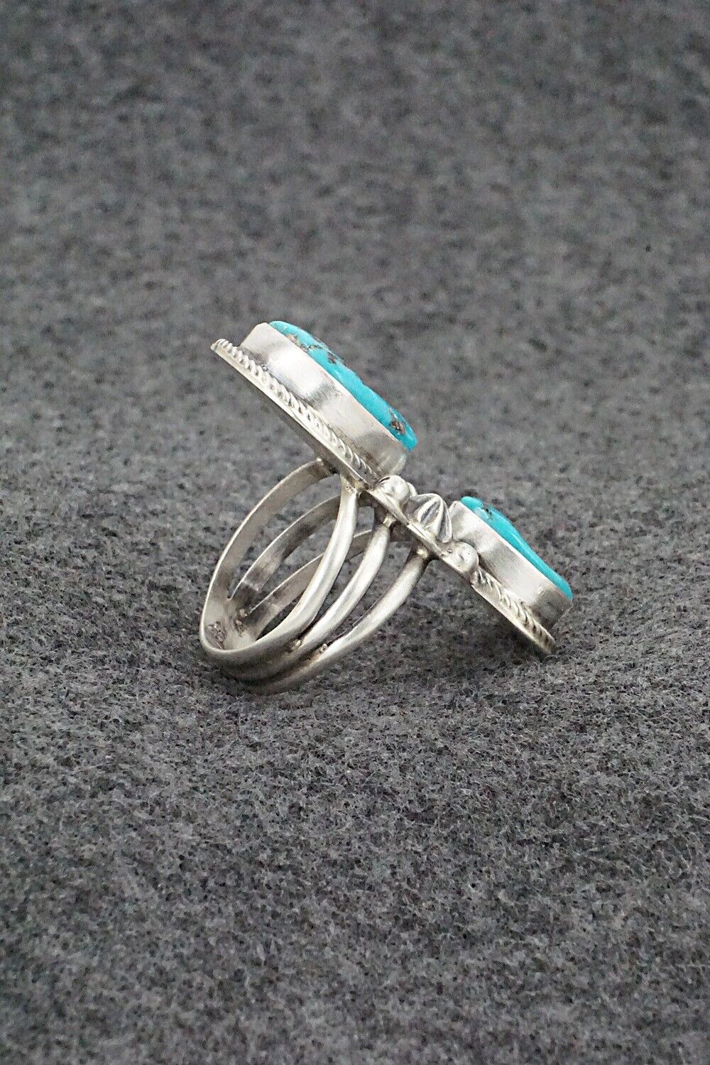 Turquoise & Sterling Silver Ring - Bob Becenti - Size 9