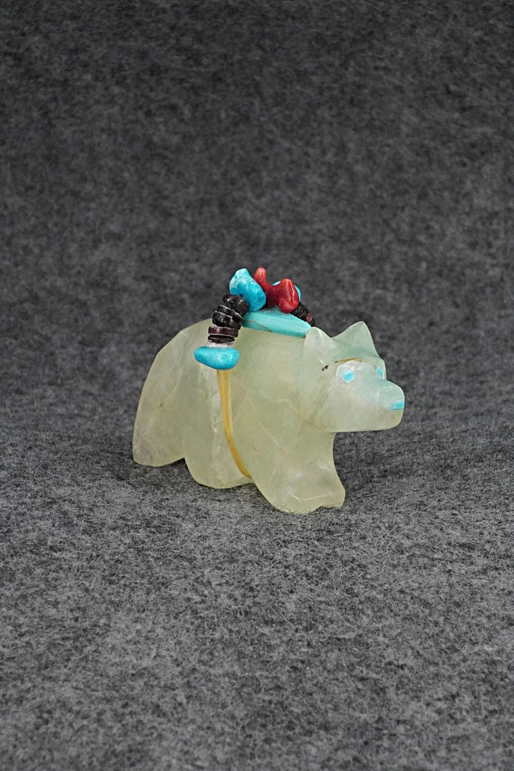 Wolf Zuni Fetish Carving - Rodney Laiwakete