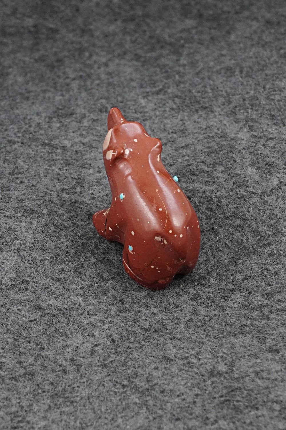 Bear Zuni Fetish Carving - Alex Tsethlikai