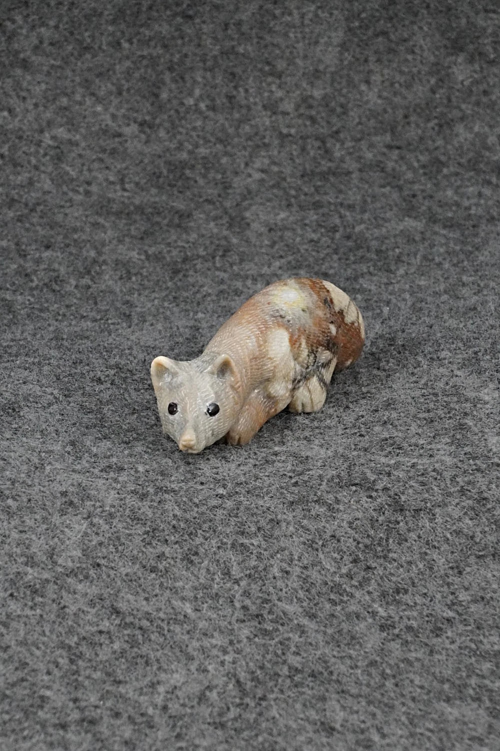 Wolf Zuni Fetish Carving - Randy Lucio