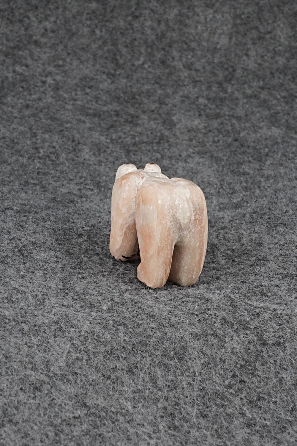Bear Zuni Fetish Carving - Rick Kallestewa