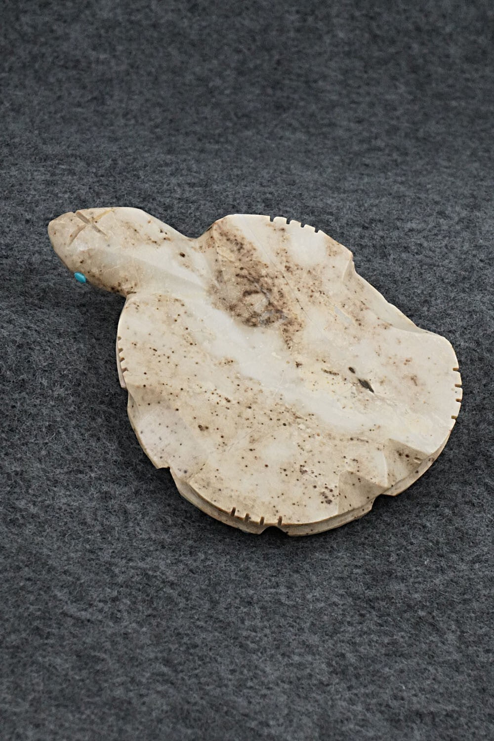 Turtle Zuni Fetish Carving - Danette Laate