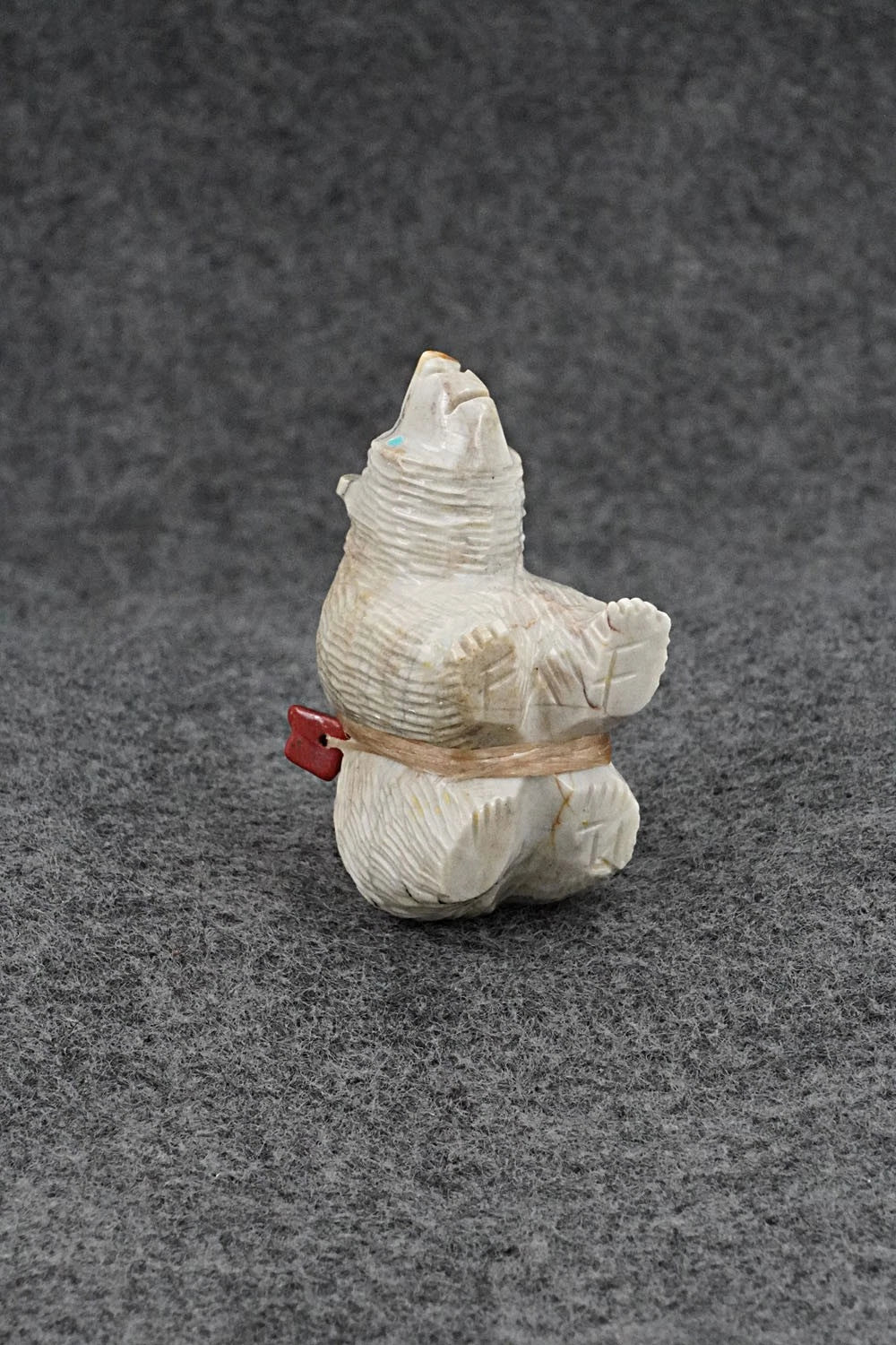 Bear Zuni Fetish Carving - Paulette & Farlan Quam