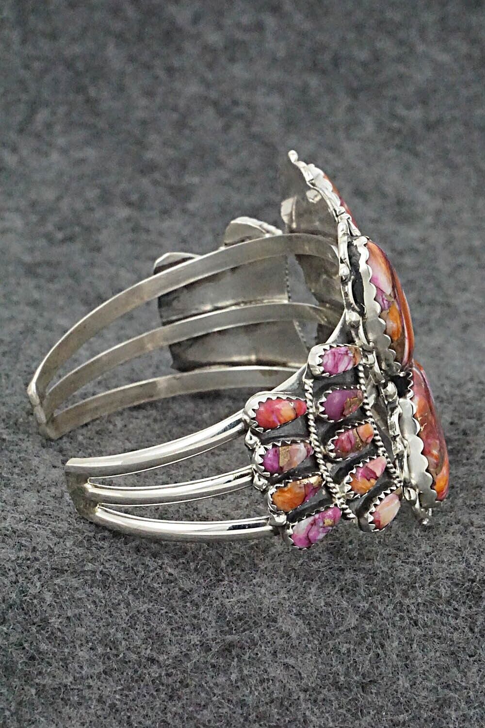 Spiny Oyster & Sterling Silver Bracelet - Zeita Begay