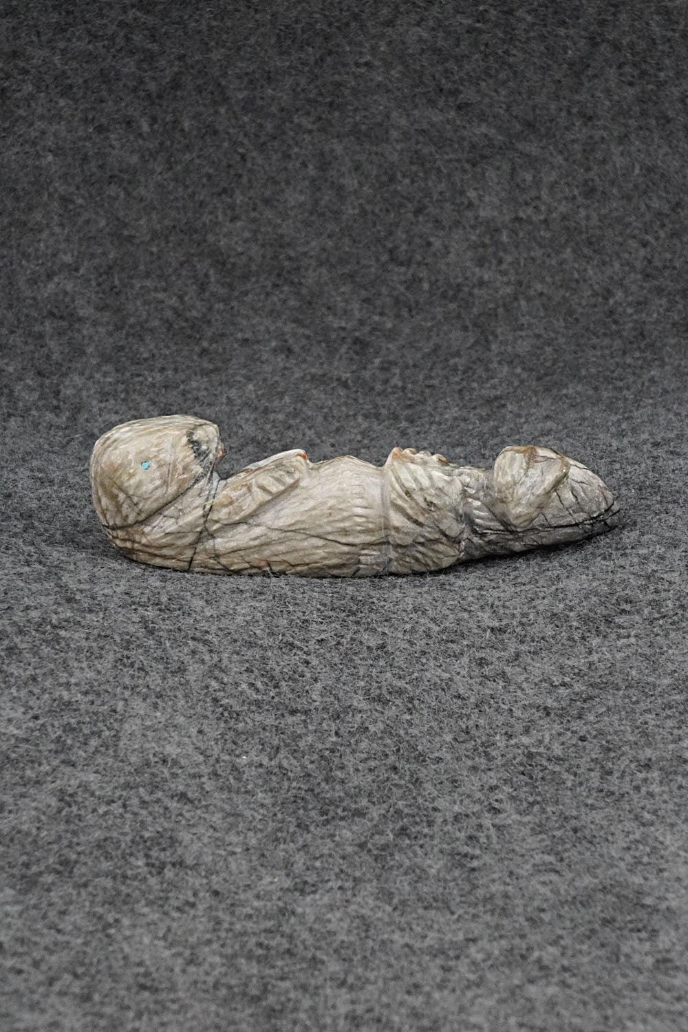 Otter Zuni Fetish Carving - Tony Mackel