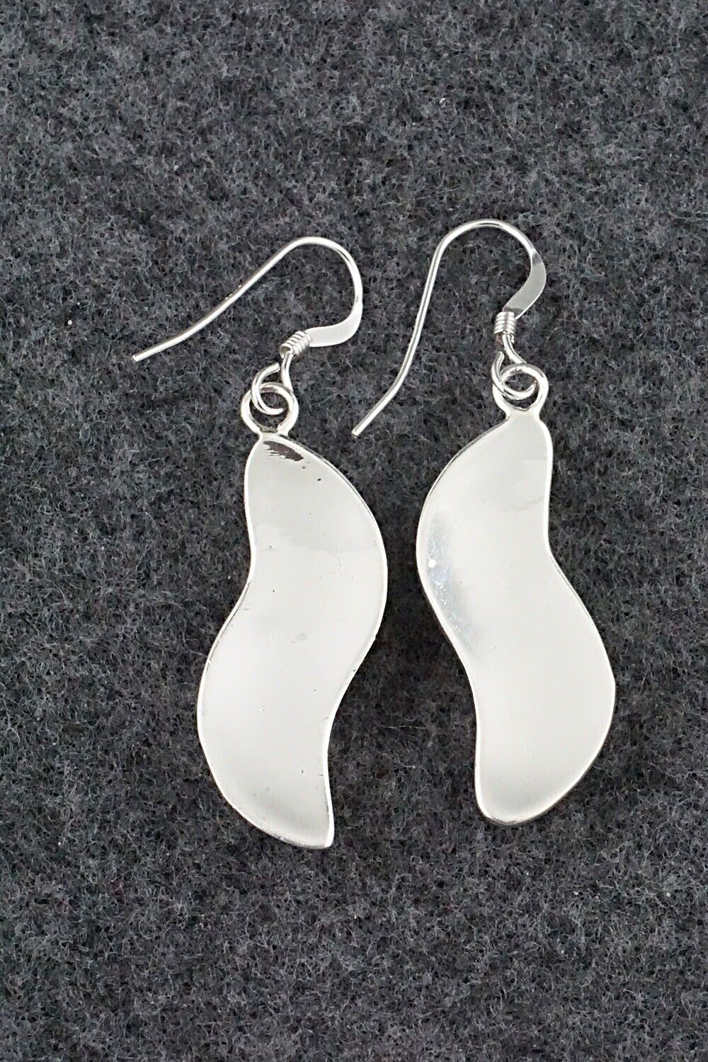Spiny Oyster, Opalite & Sterling Silver Inlay Earrings - James Manygoats