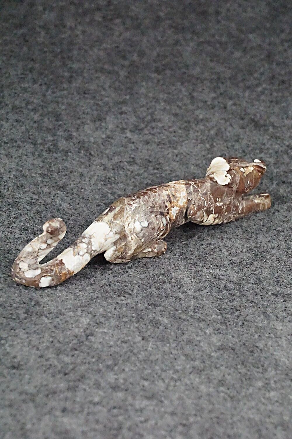 Mountain Lion Zuni Fetish Carving - Lance Cheama