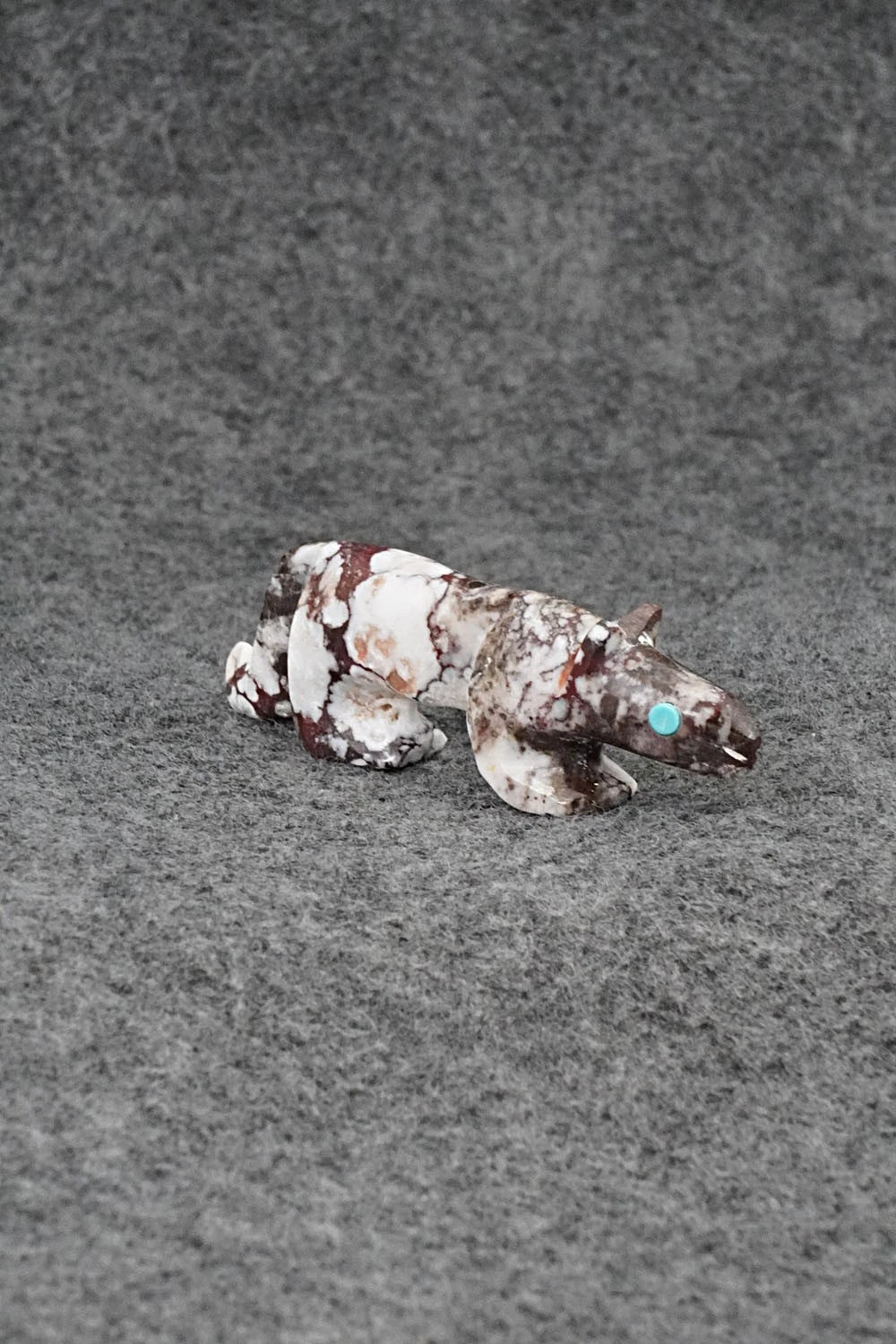 Mountain Lion Zuni Fetish Carving - Ronnie Lunasee