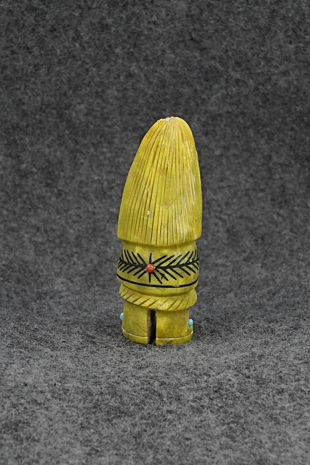 Corn Maiden Zuni Fetish Carving - Claudia Peina
