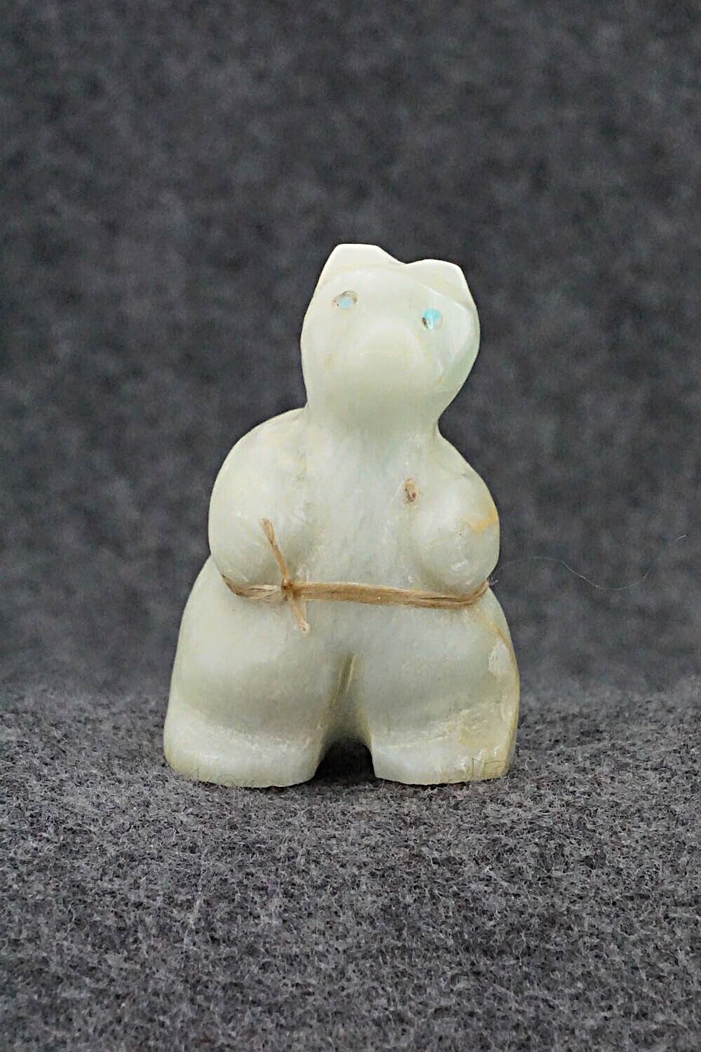 Bear Zuni Fetish Carving - Ariane Quam