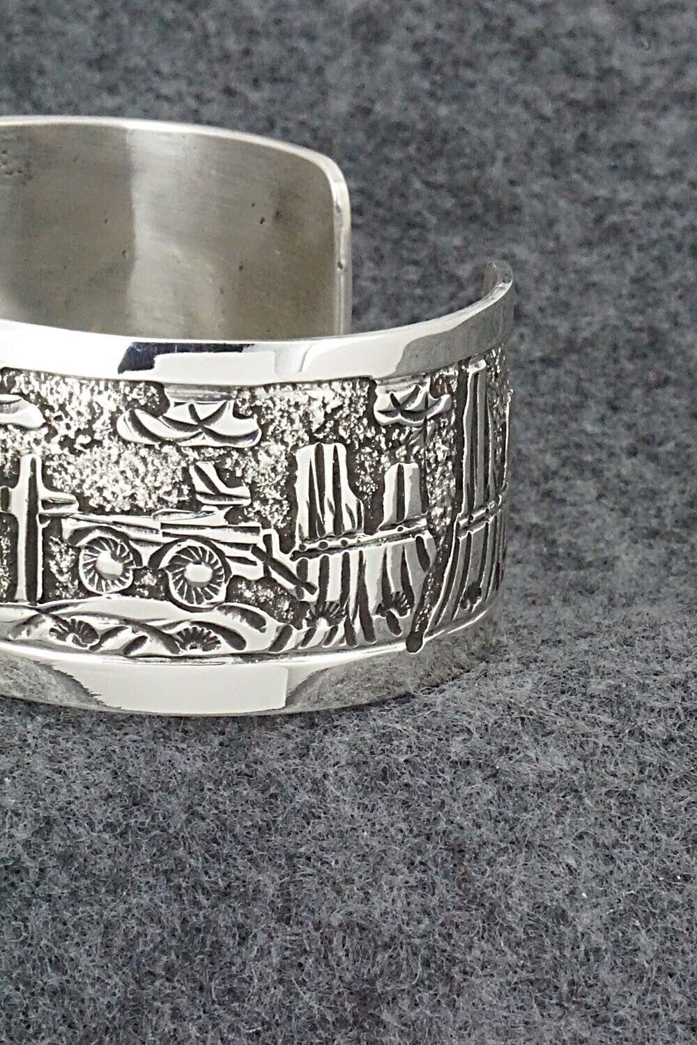 Sterling Silver Bracelet - Elaine Becenti