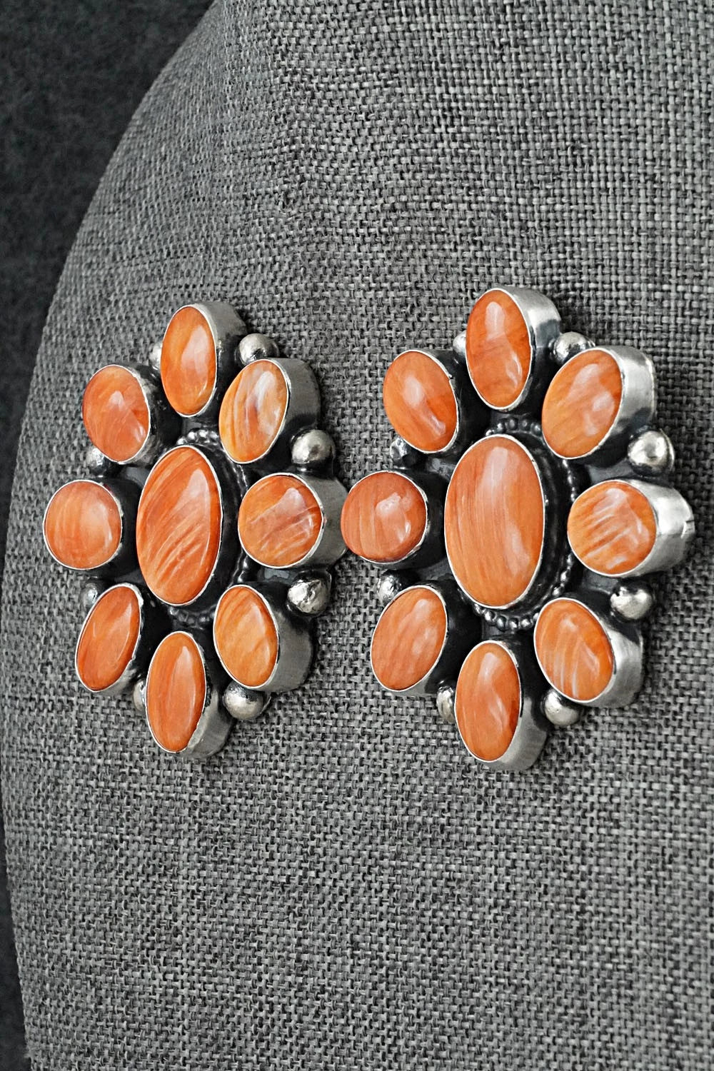 Spiny Oyster & Sterling Silver Necklace and Earrings Set - Darrin Livingston