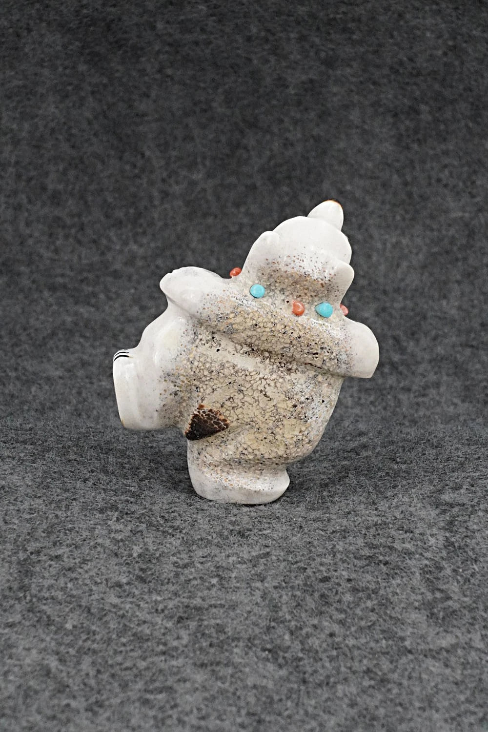 Bear Zuni Fetish Carving - Claudia Peina