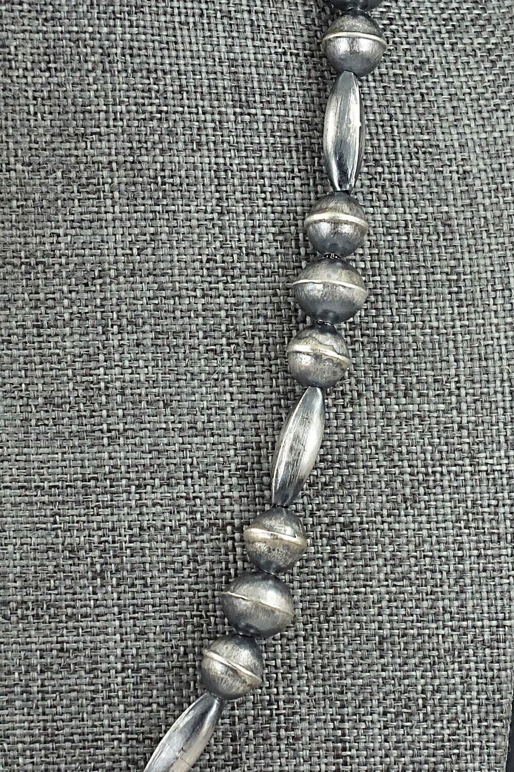 Sterling Silver Navajo Pearl Necklace 18" - Vintage