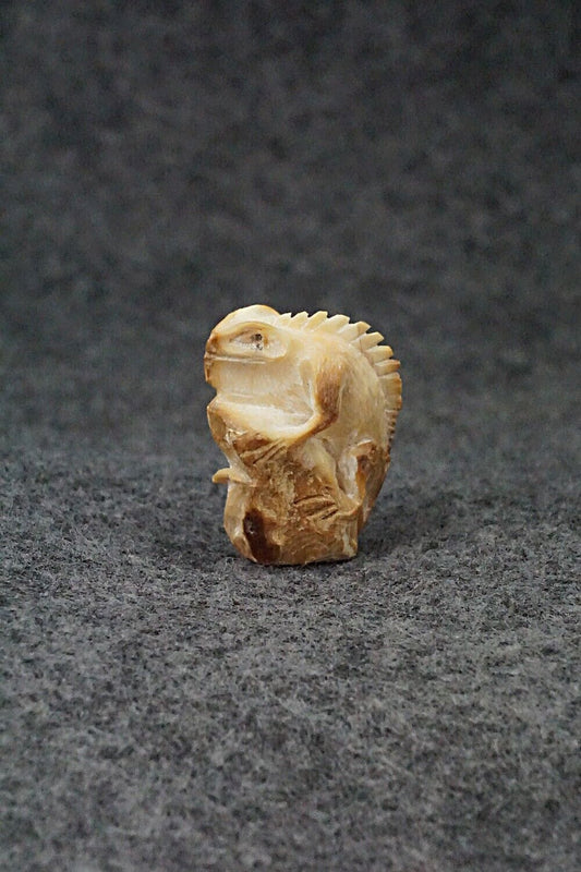 Mini Iguana Zuni Fetish Carving - Lewis Malie Jr.