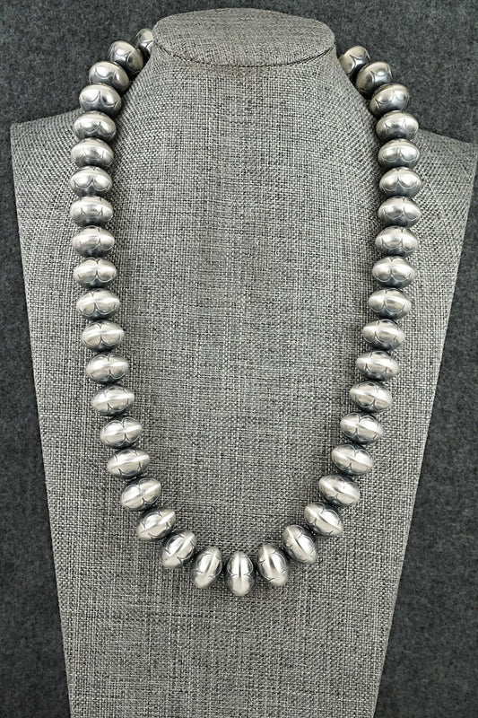 Sterling Silver Navajo Pearl Necklace 20" - Dorinda Mariano