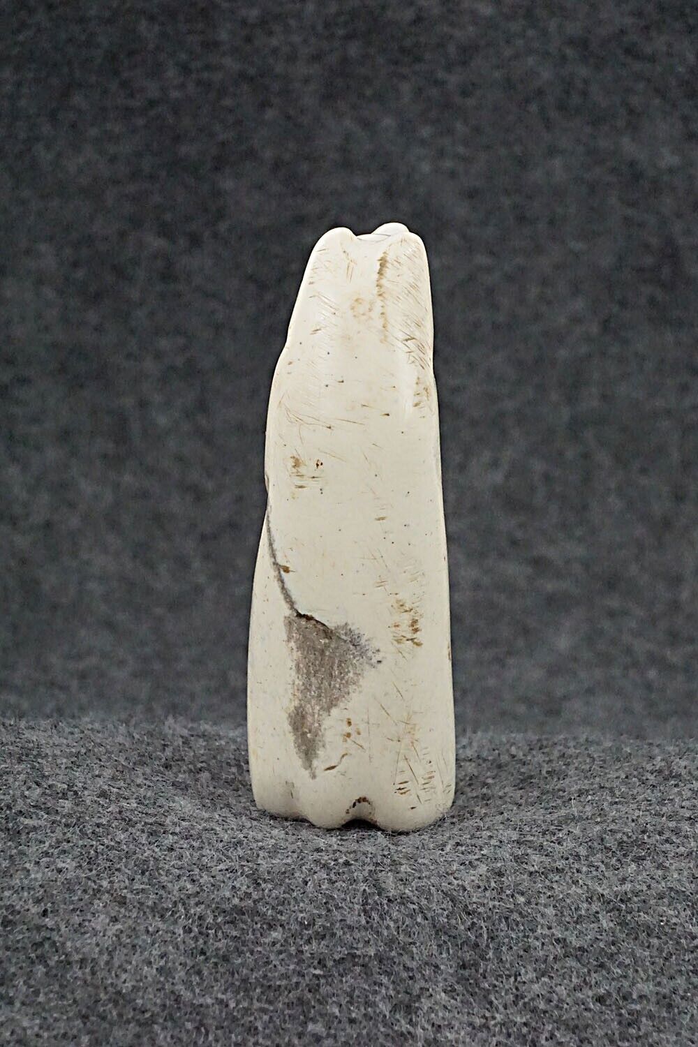 Bear Zuni Fetish Carving - Justin Red Elk