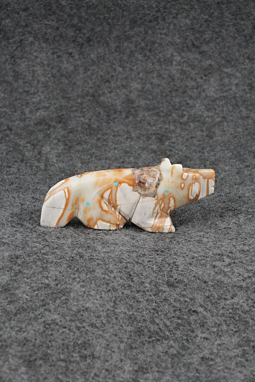 Wolf Zuni Fetish Carving - David Chavez