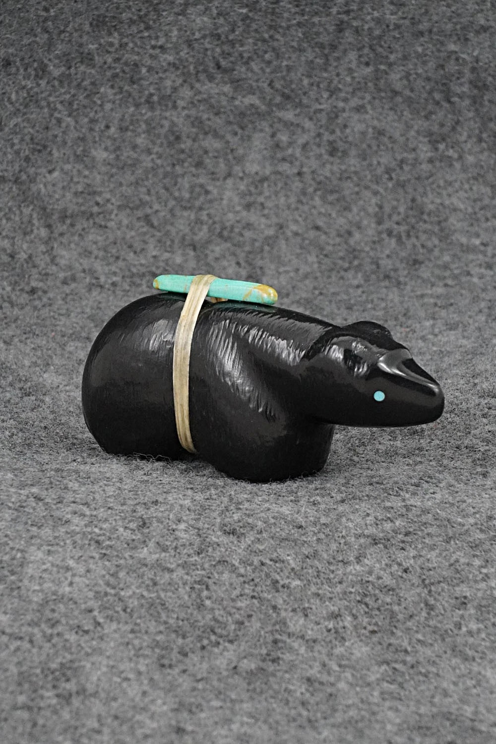 Bear Zuni Fetish Carving - Herbert Halate