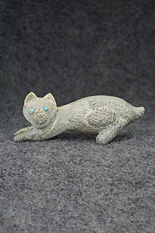 Bobcat Zuni Fetish Carving - Wilfred Cheama